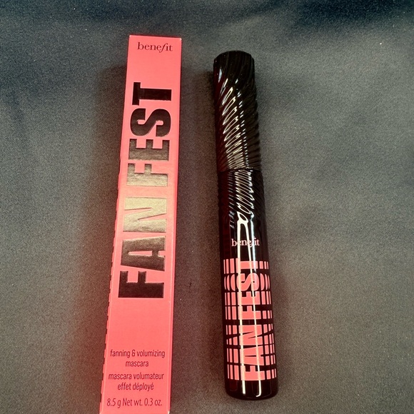 Benefit Fan Fest Mascara - Picture 1 of 1